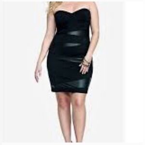 TORRID Bodycon Dress 20 (2X) Black Pleather Stripe Tight Strapless Mini Stretch